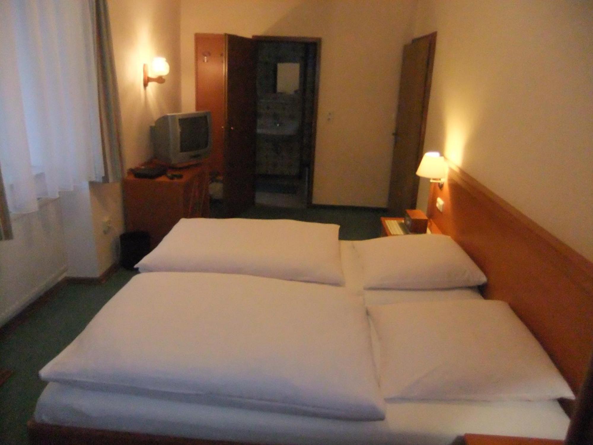 Gasthof Rotes Ross Zell im Fichtelgebirge Luaran gambar