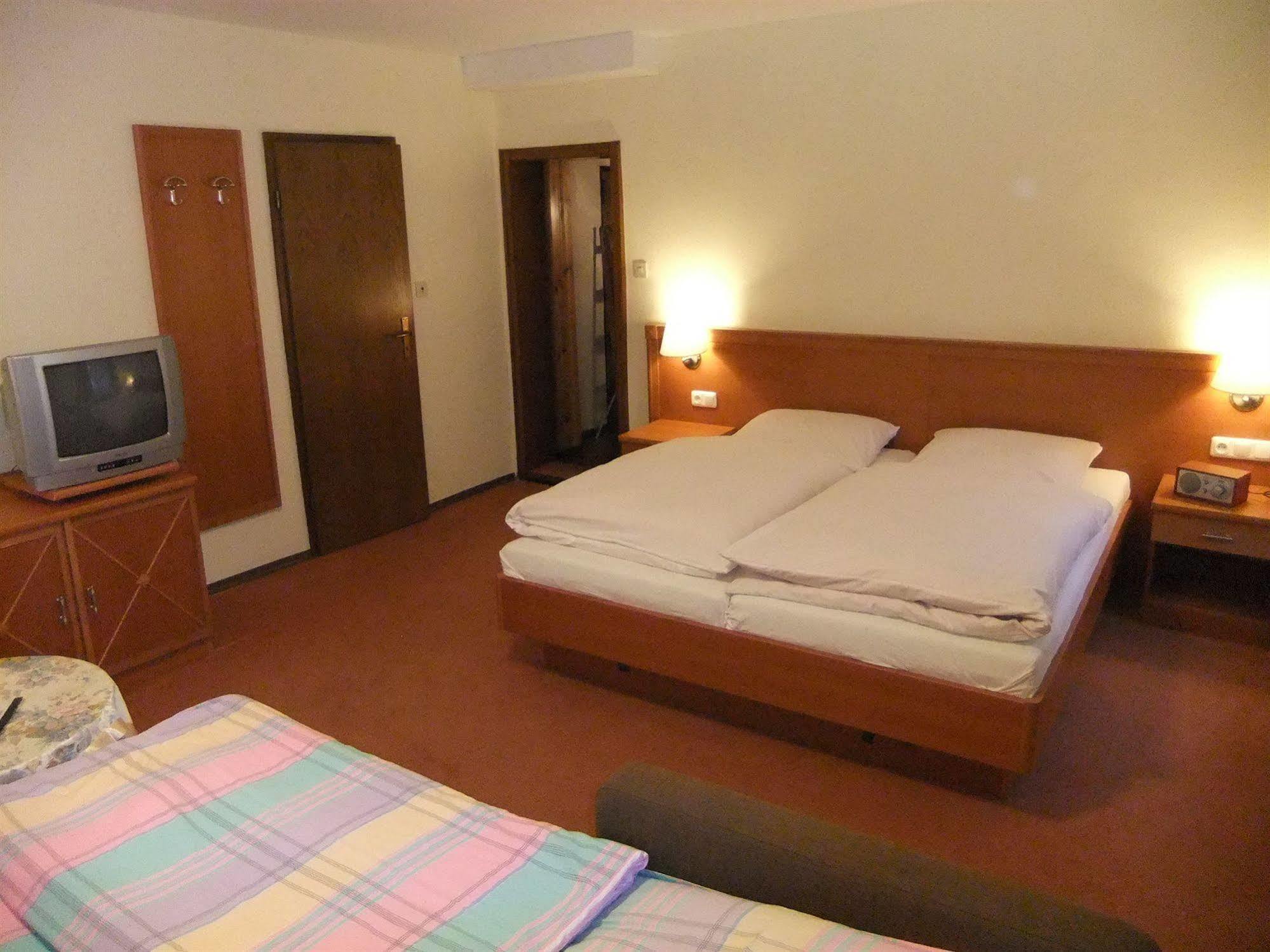 Gasthof Rotes Ross Zell im Fichtelgebirge Luaran gambar